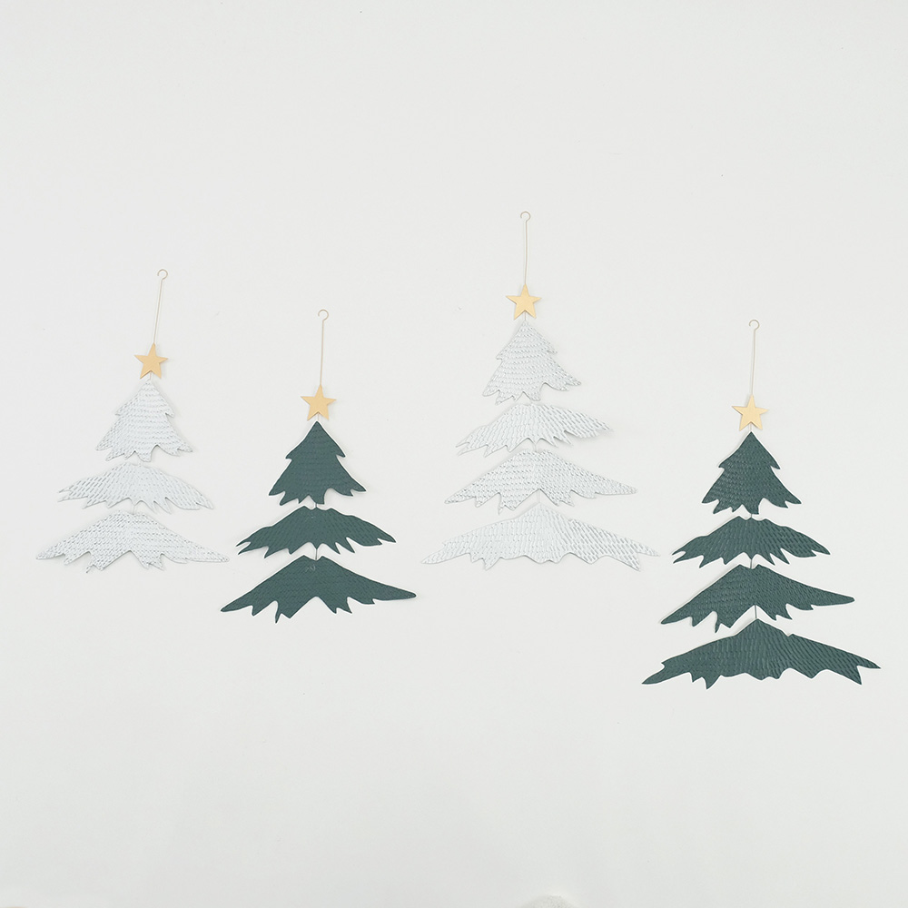 【先行予約】壁や空間に飾れる ブリキのクリスマスツリー（2色・2サイズ）