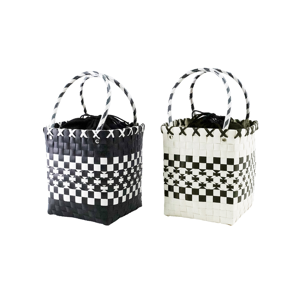 【先行予約】繊細な模様が目をひく PPブレードのキューブバッグ（2色）