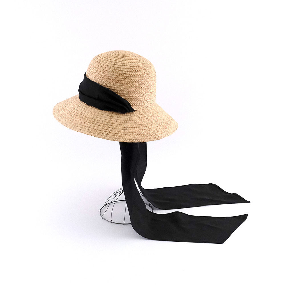 【先行予約】被るだけでこなれた仕上がりに ラフィアのロングリボンハット
