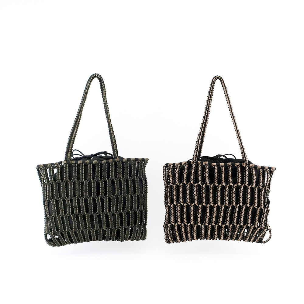 【先行予約】手仕事に魅せられる マクラメ編みの配色トートバッグ（2色）