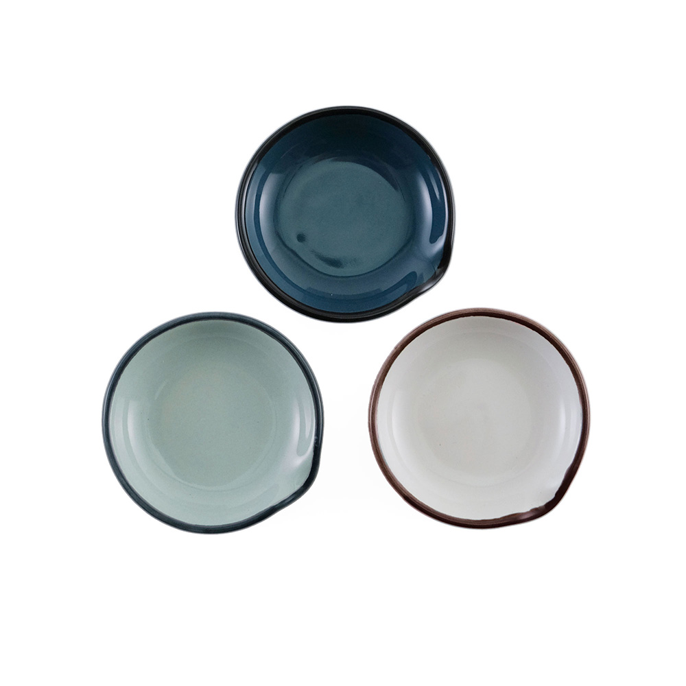 【先行予約】エッジカラーをアクセントに楽しめる カトラリーが置ける豆皿（3色）