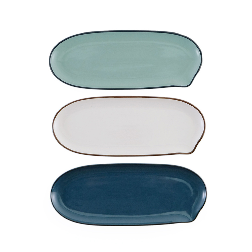 【先行予約】エッジカラーをアクセントに楽しめる カトラリーが置ける長皿（3色）